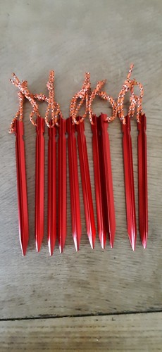 Tent groundhogs stakes pegs - groundhogs,